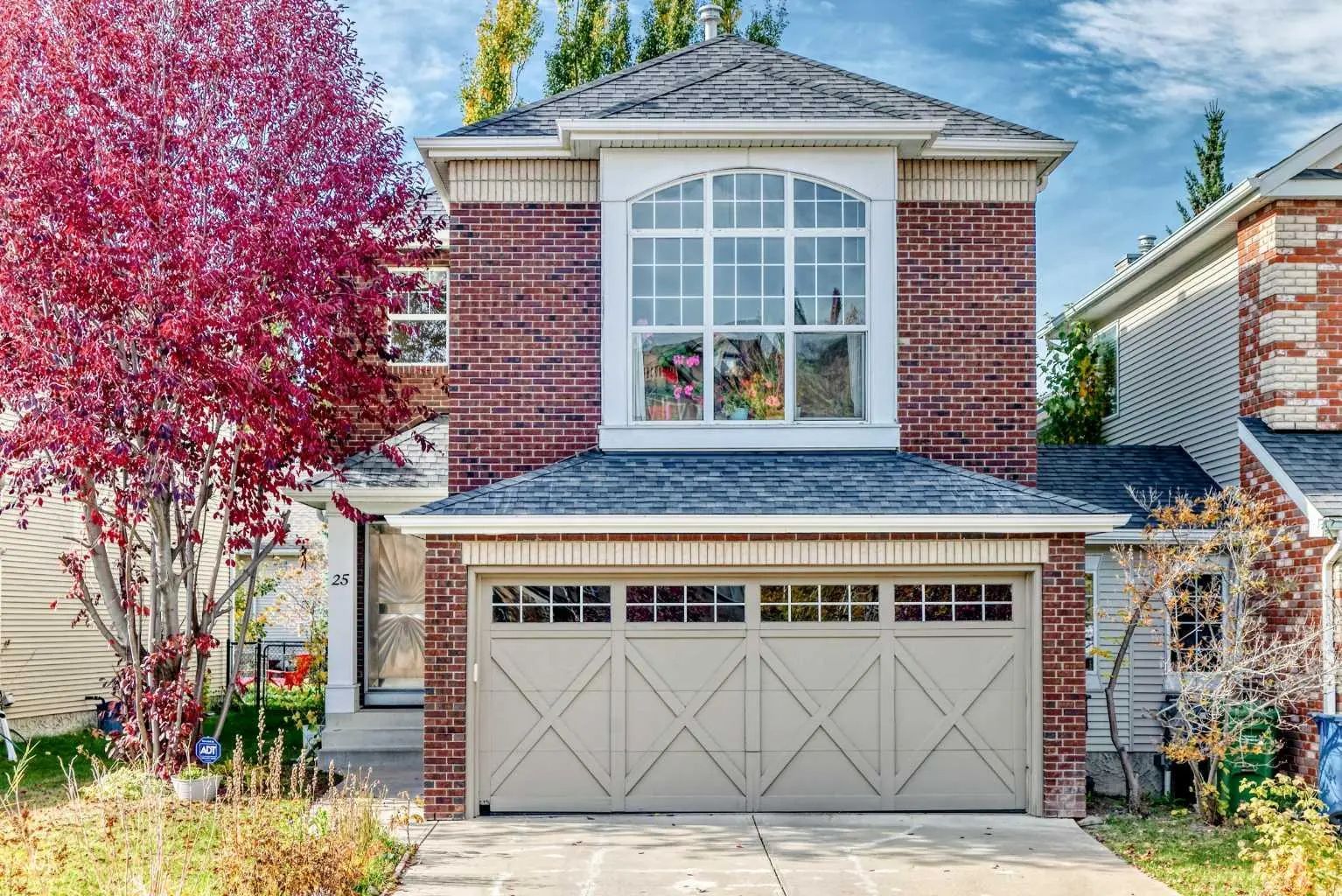 25 Discovery Ridge Hill Sw Calgary Alberta T3H 4Y5 Discovery Ridge Details