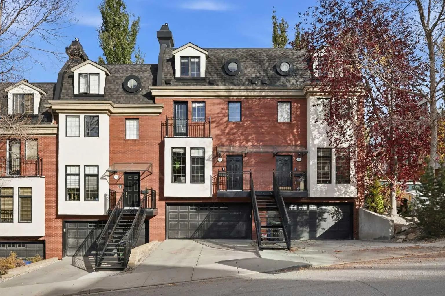 Modern suburban home in Evanston