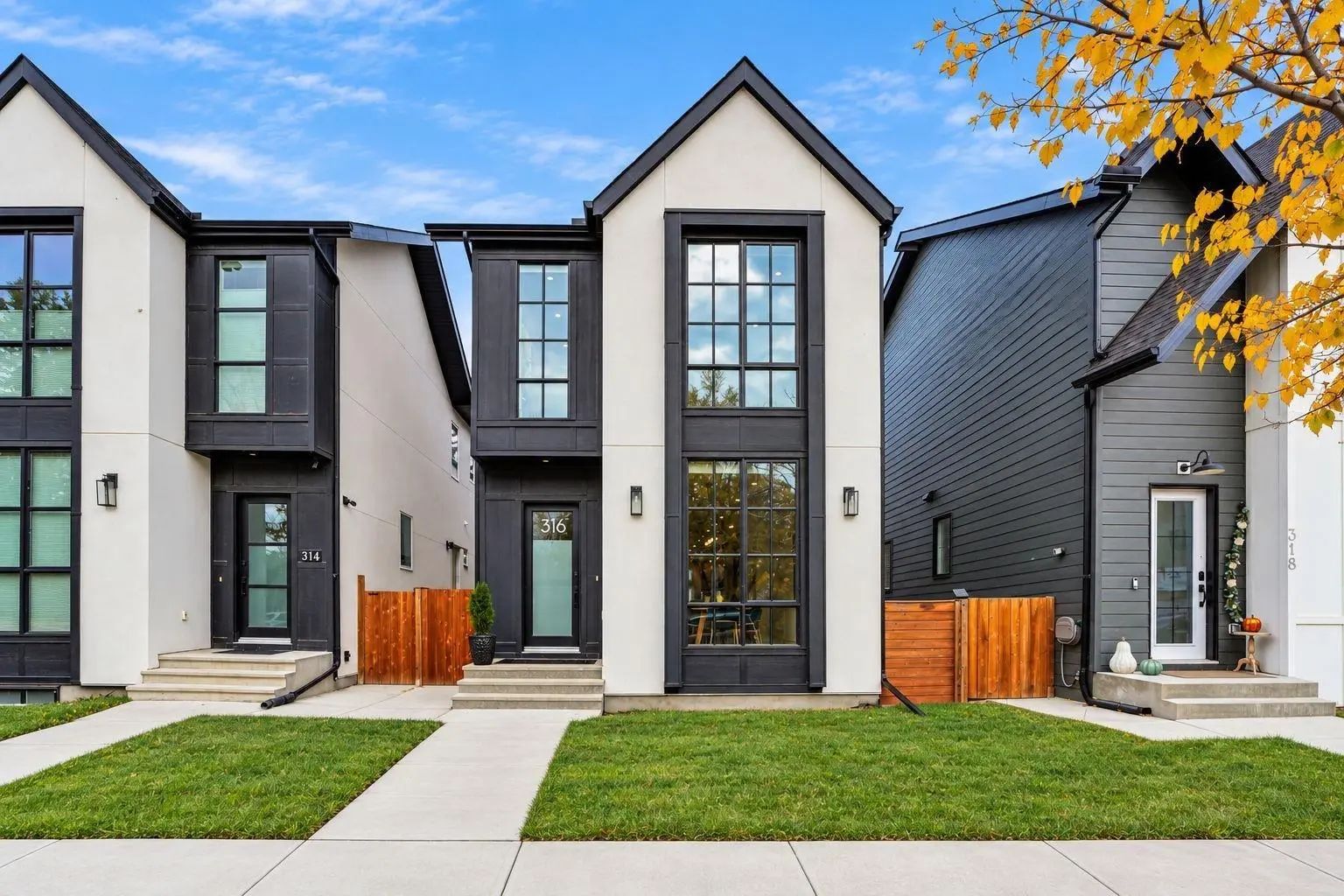 Modern suburban home in Evanston