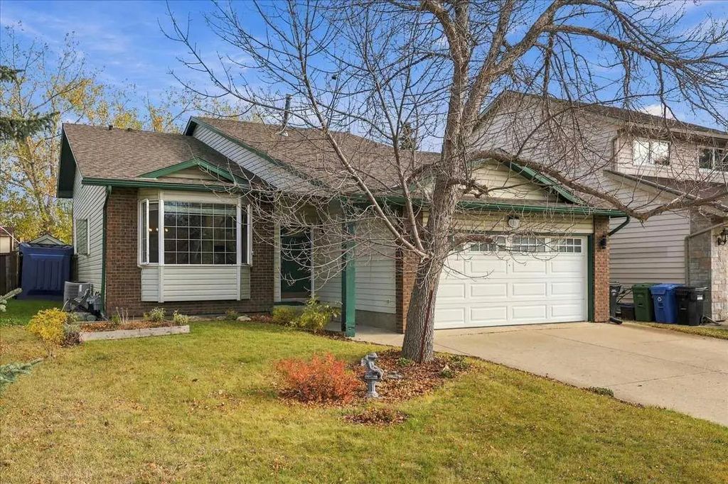 71 Hawkhill Way Nw, Calgary
