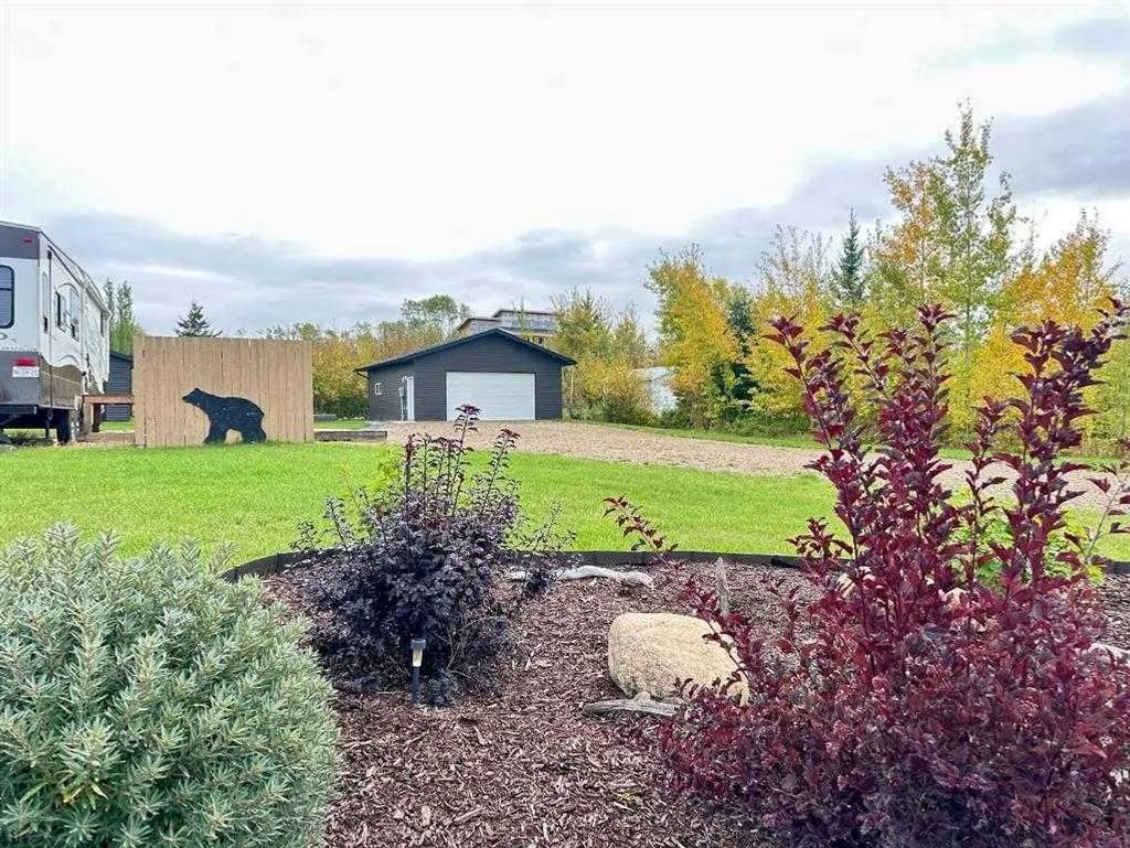 534 Larch Street , Lac Des Iles