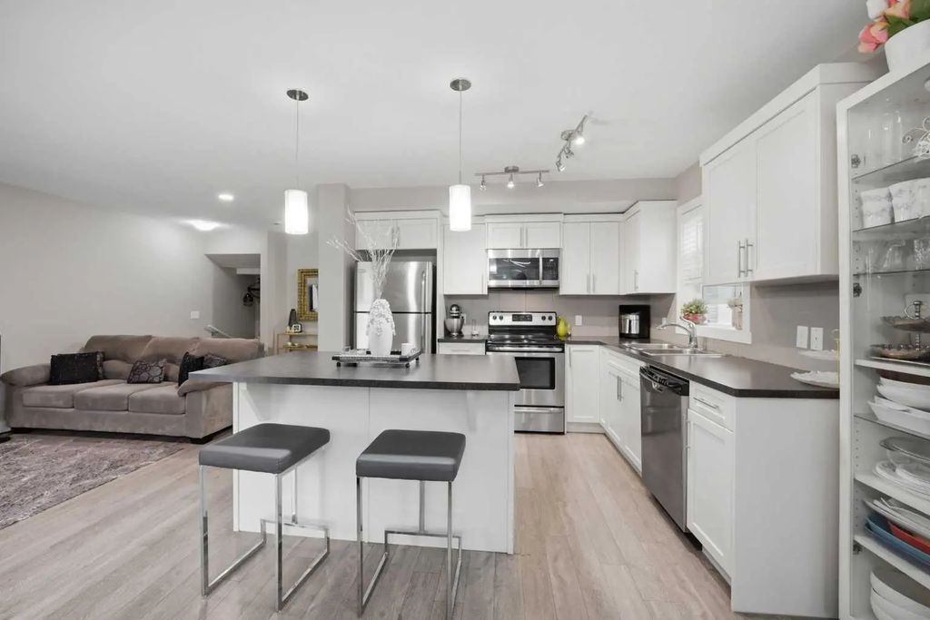 427 Redstone View Ne, Calgary