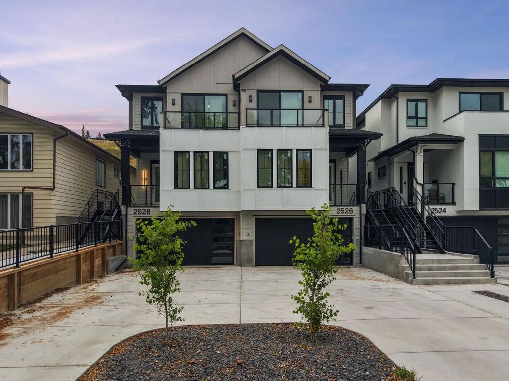 2528 7 Avenue Nw, Calgary