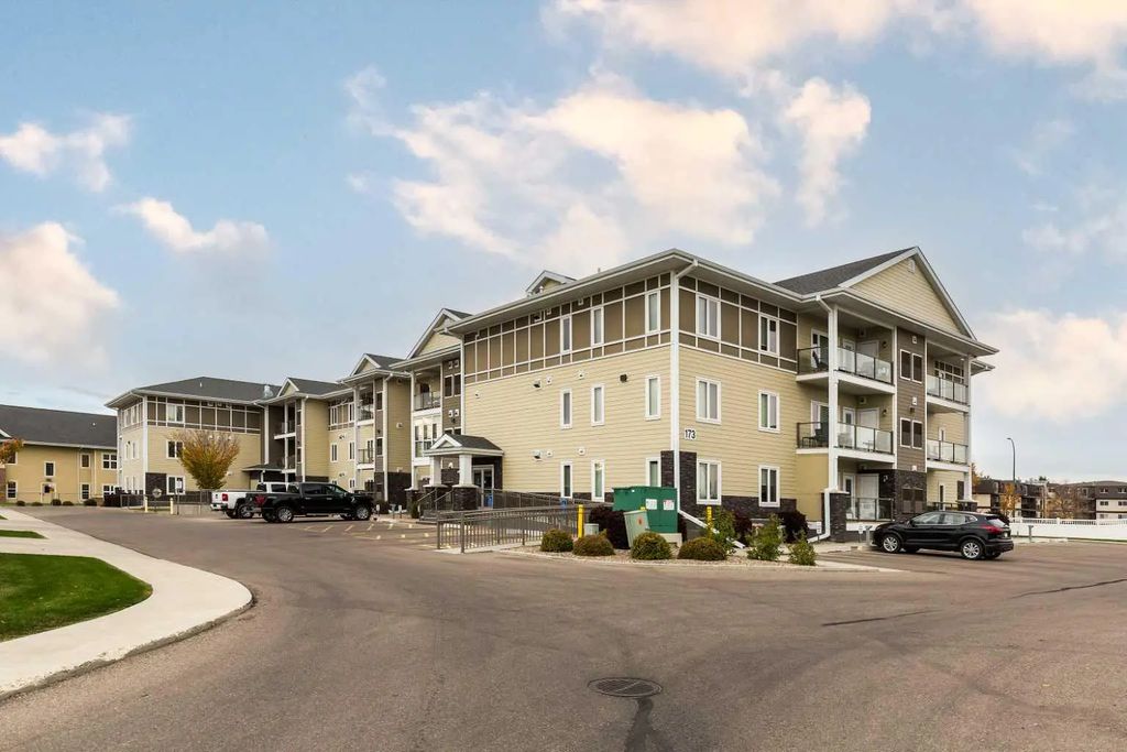 204 173 Fairmont Boulevard S, Lethbridge
