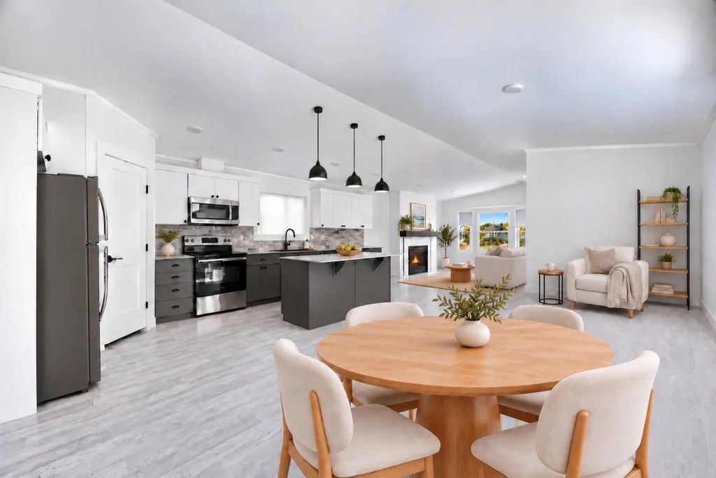 2 Larchwoods Drive , Olds