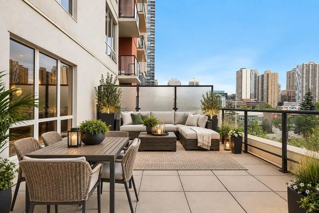 306 1053 10 Street Sw, Calgary