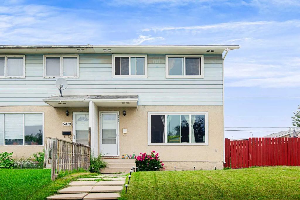 5412 14 Avenue Se, Calgary