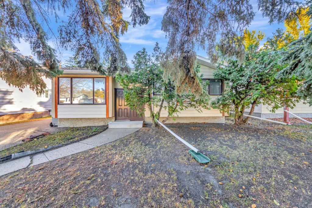 3401 47 Avenue , Lloydminster