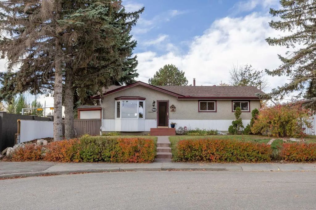 9843 Auburn Road Se, Calgary