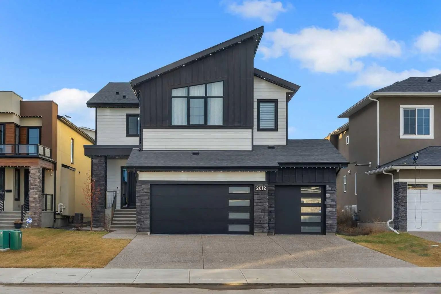 Modern suburban home in Evanston