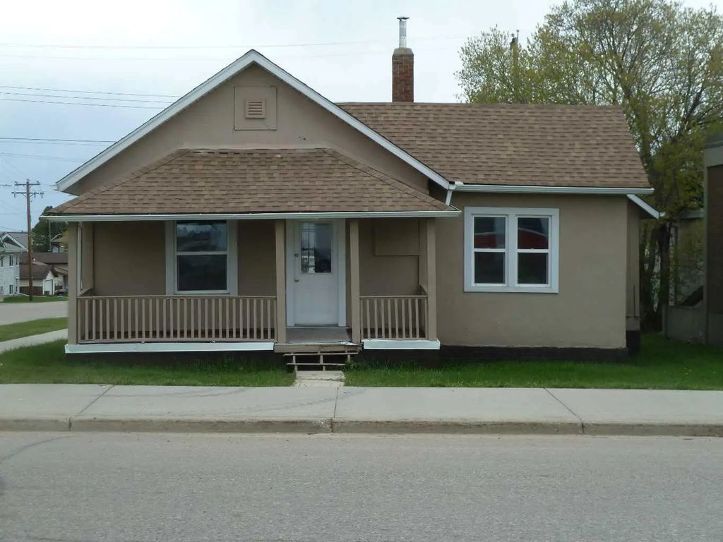 10120 102 Avenue , Lac La Biche