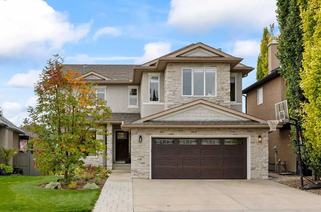 106 Chapala Close Se, Calgary