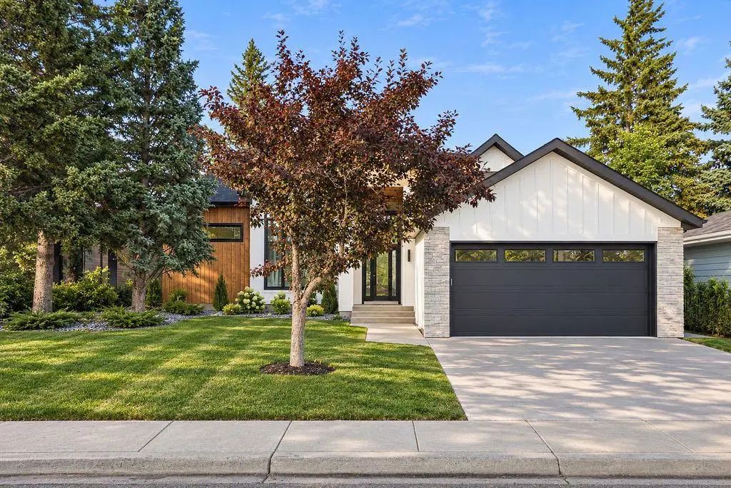 9831 Oakhill Drive Sw, Calgary