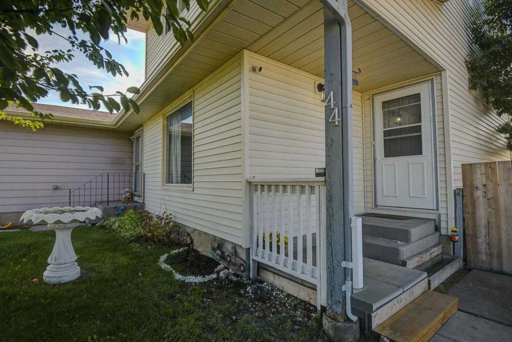 44 Falwood Crescent Ne, Calgary