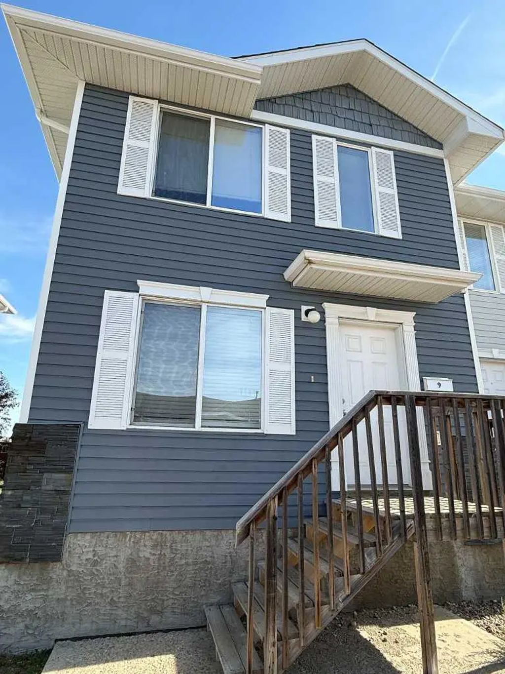 9 4729 18 Street , Lloydminster