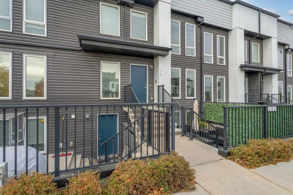 110 338 Seton Circle Se, Calgary