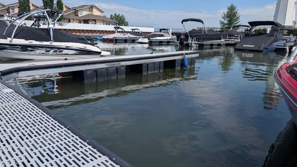 99-c-24 5230 Lakeshore Drive , Sylvan Lake