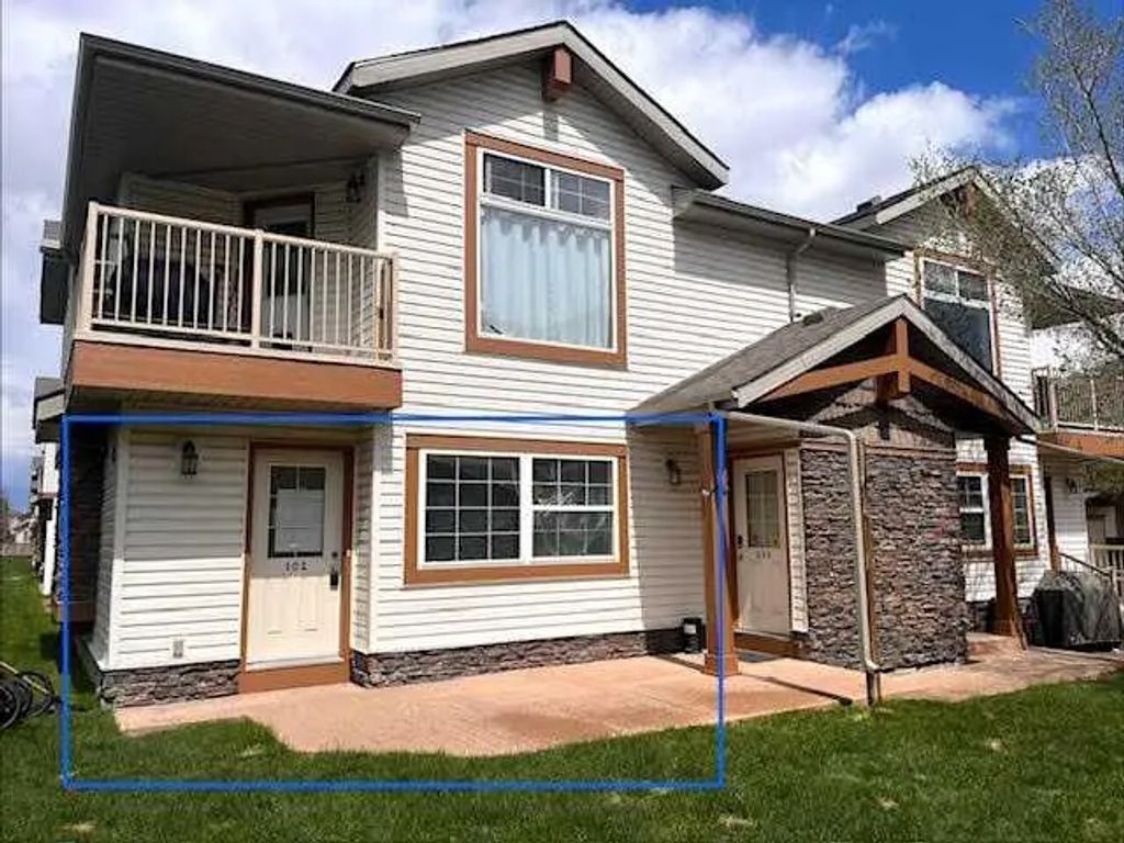 102 80 Panatella Landing Nw, Calgary