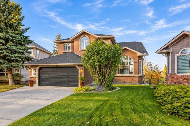 211 Douglasview Road Se, Calgary