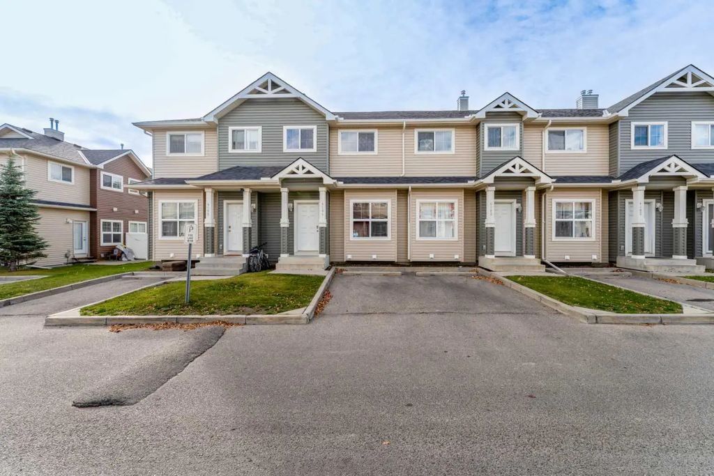 4604 111 Tarawood Lane Ne, Calgary