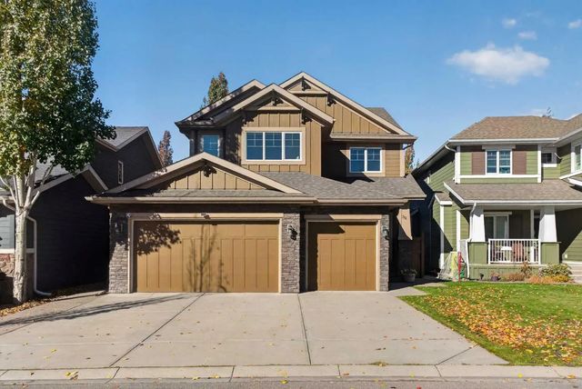 Home for Sale Located at 38 Auburn Sound Circle Southeast, Calgary, Alberta