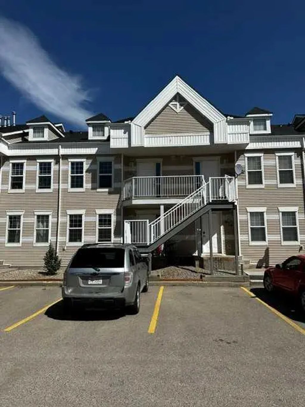 423 103 Strathaven Drive , Strathmore