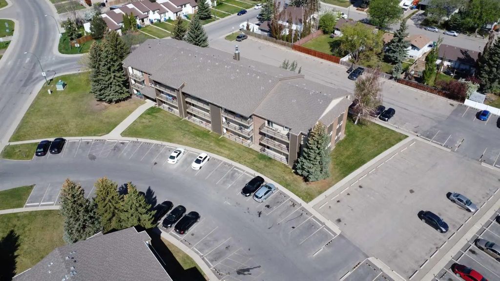 107 405 Columbia Boulevard W, Lethbridge