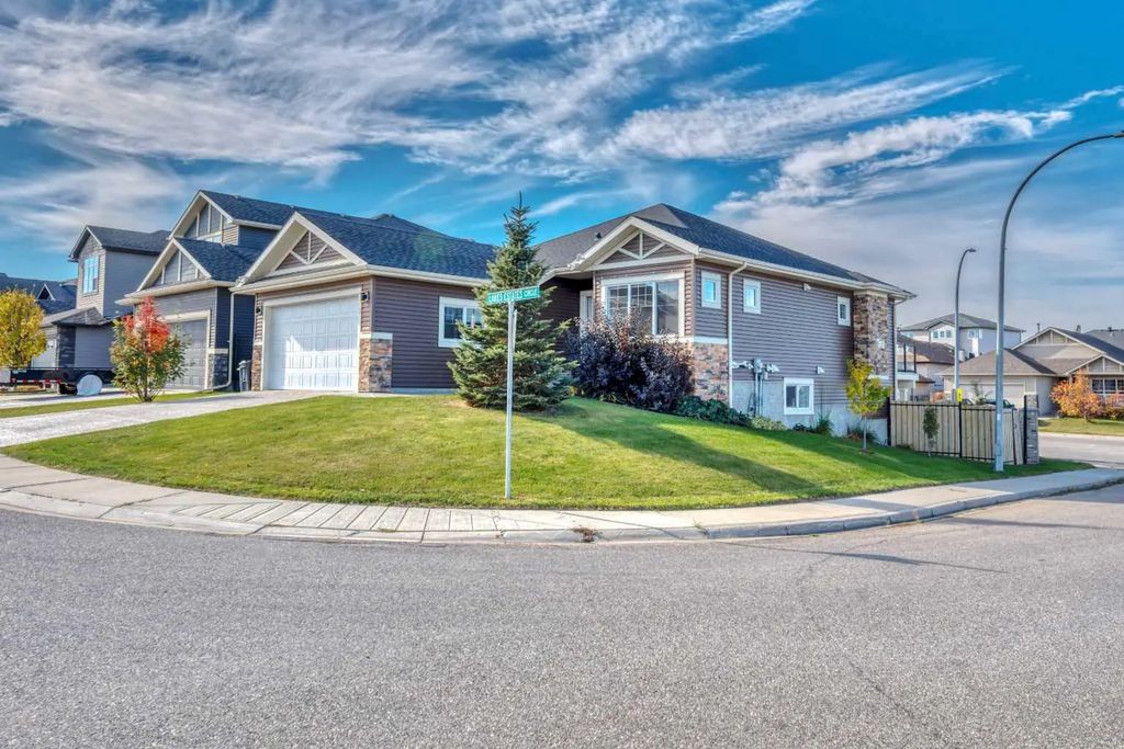 1 Lakes Estates Circle , Strathmore