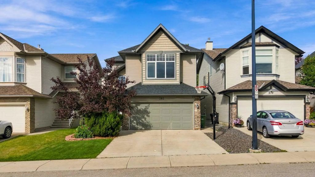 383 Springborough Way Sw, Calgary