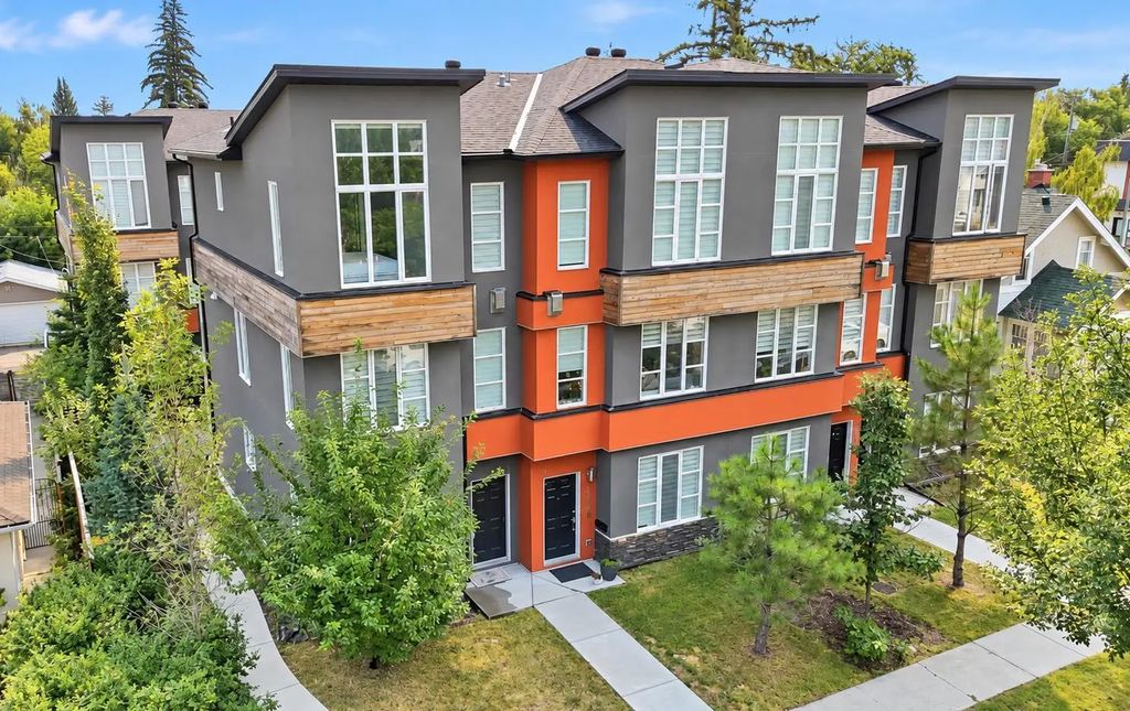 3 1930 26a Street Sw, Calgary