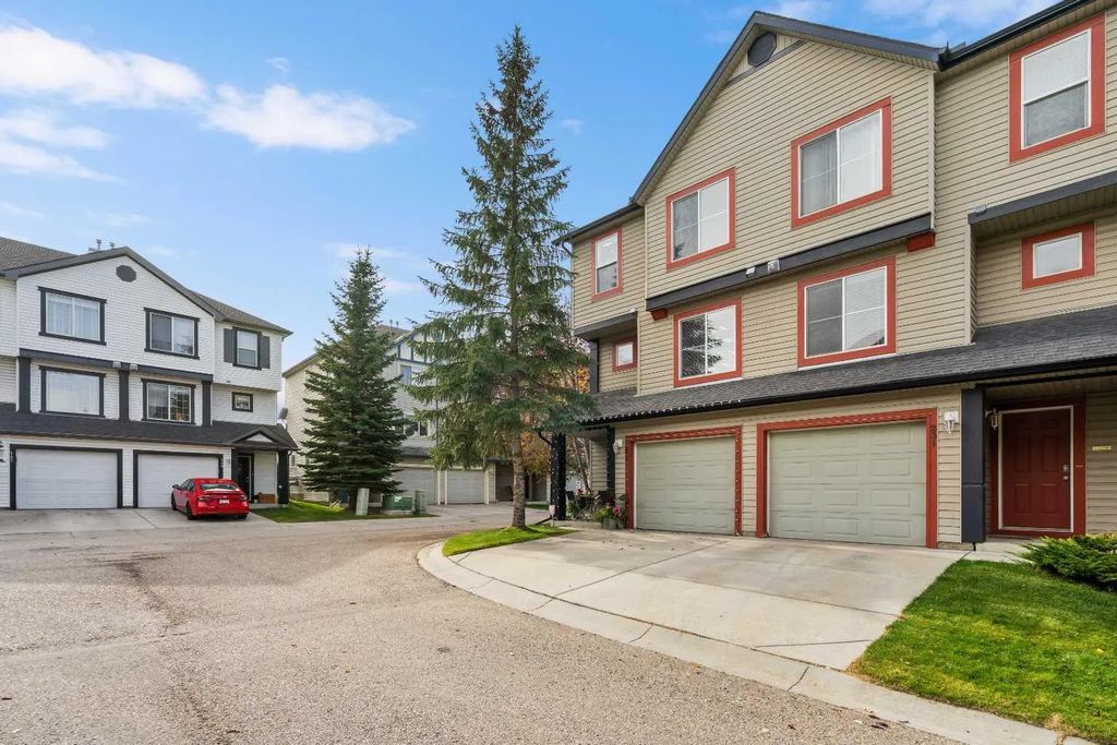 231 Copperfield Lane Se, Calgary