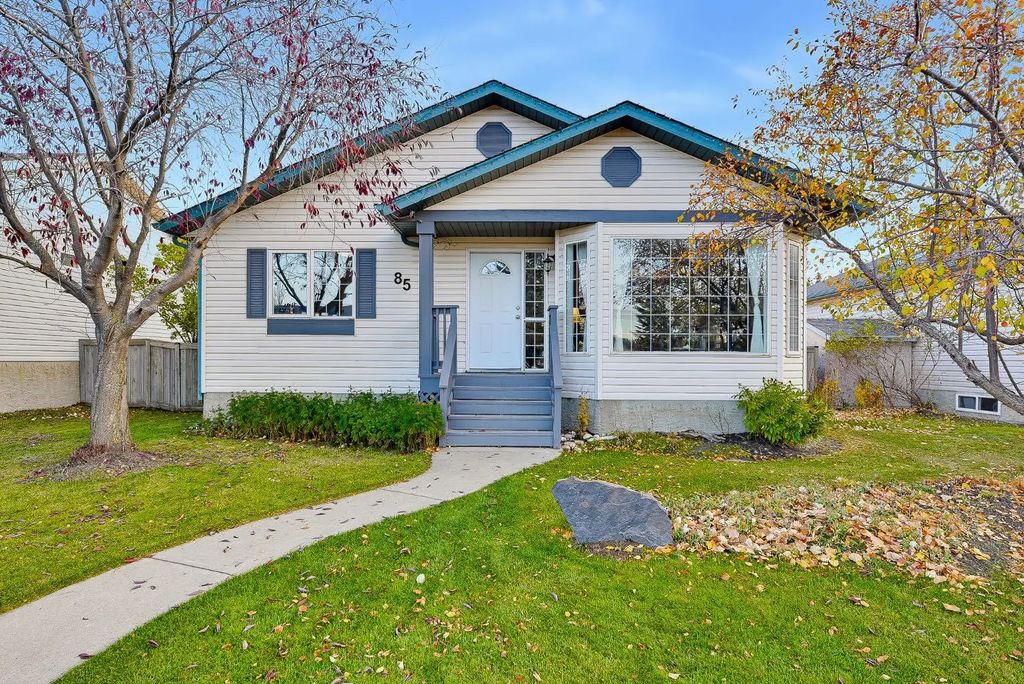 85 West Mcdougal Road , Cochrane
