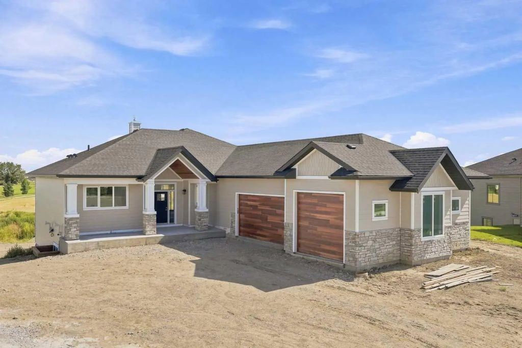 243 Red Tail Ridge Se, High River
