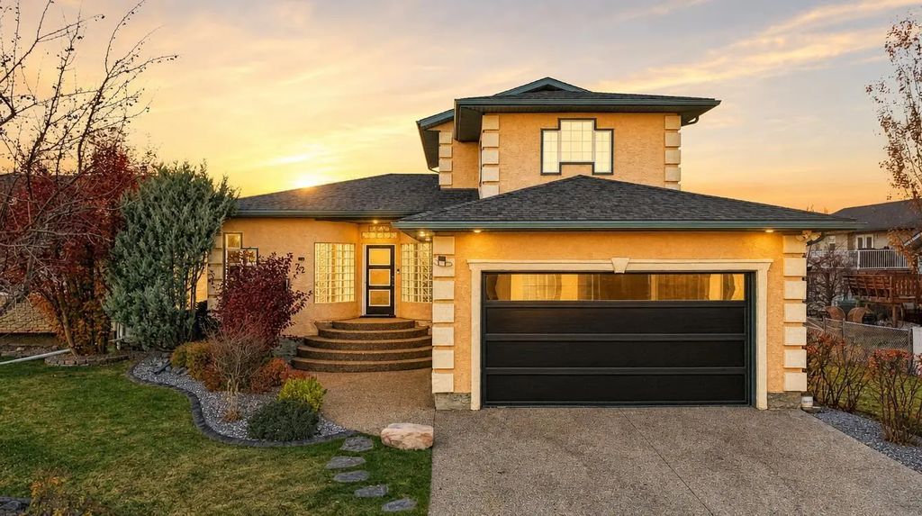 Baseboard 316 72 Darling Crescent , Red Deer, AB, T4R2W3