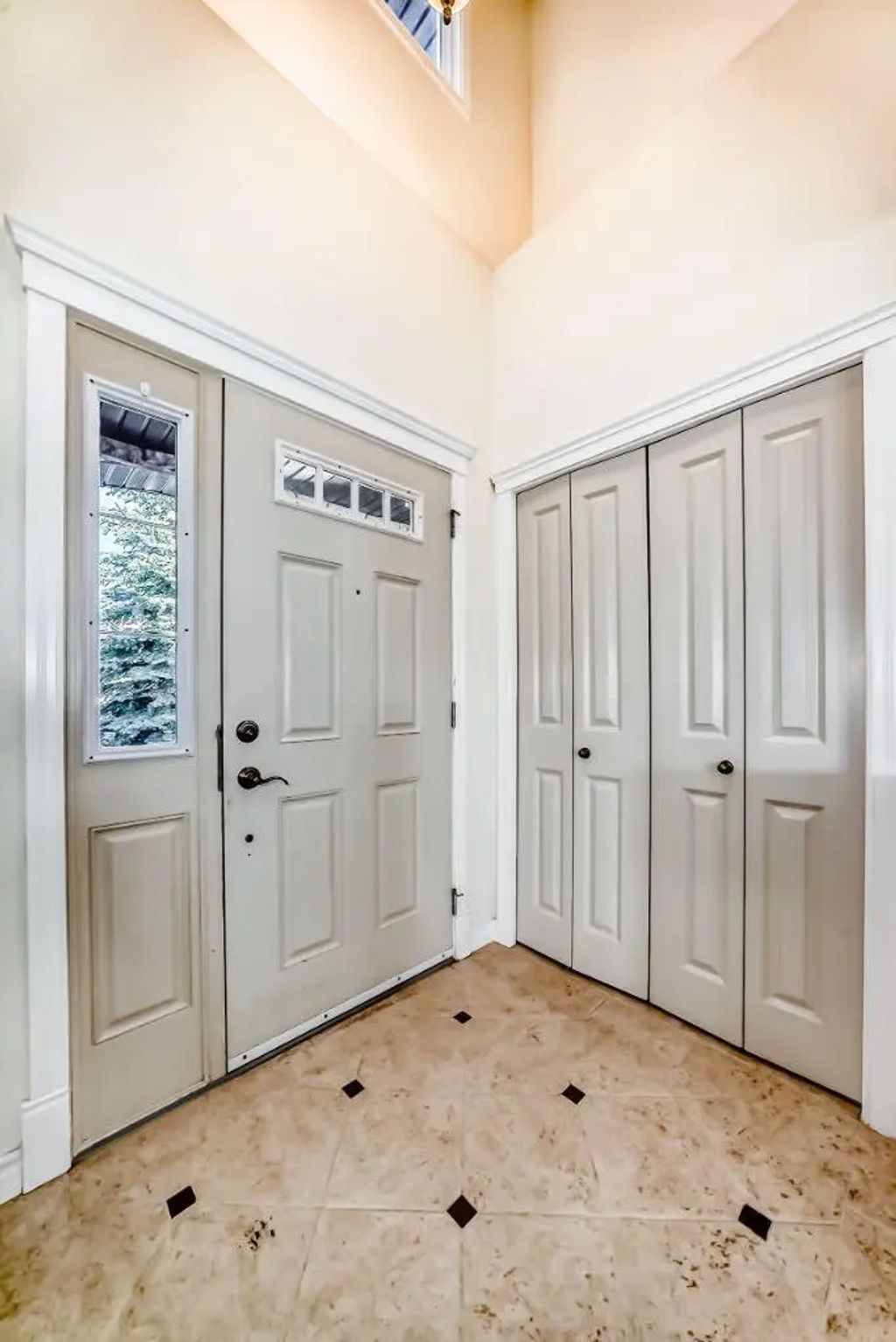 84 Silverado Creek Crescent SW, Calgary Property Listing: MLS® #A2354618