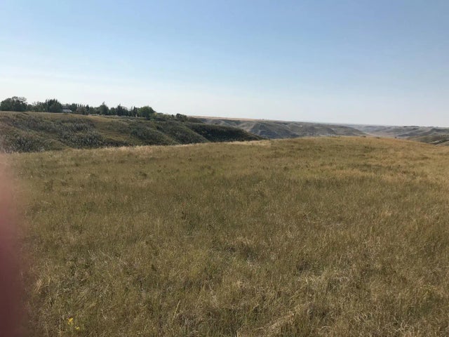 118 Sandstone Road S, Lethbridge