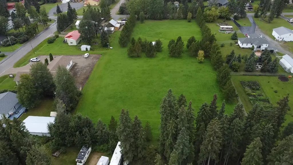 63 Street  , Edson