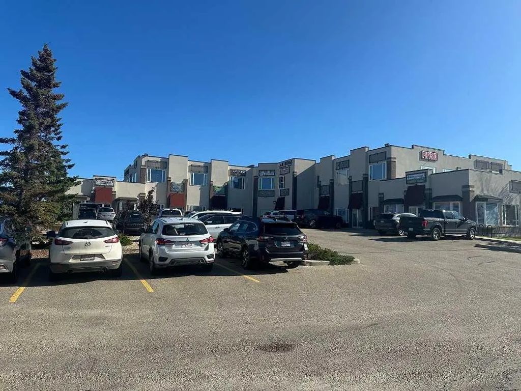 206 11745 105 Street , Grande Prairie