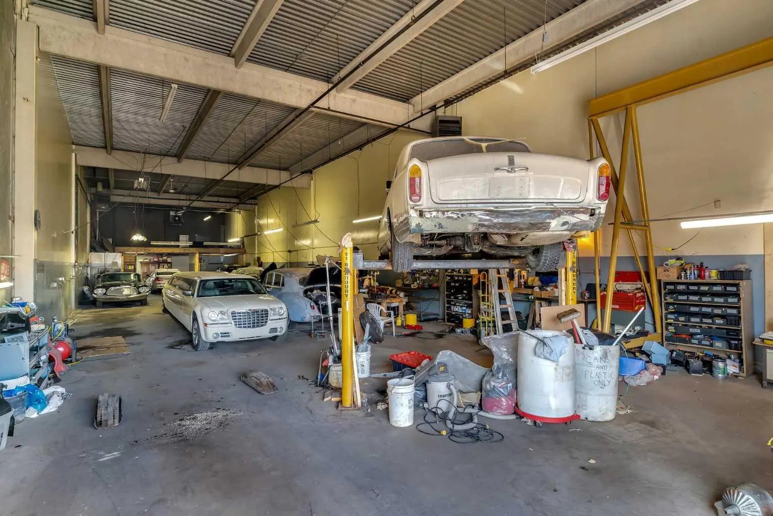 13, 2219 35 Avenue Northeast, Calgary – Commercial Industrial Listing Photo 17