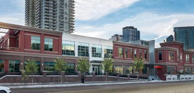 409 10 Avenue Se, Calgary