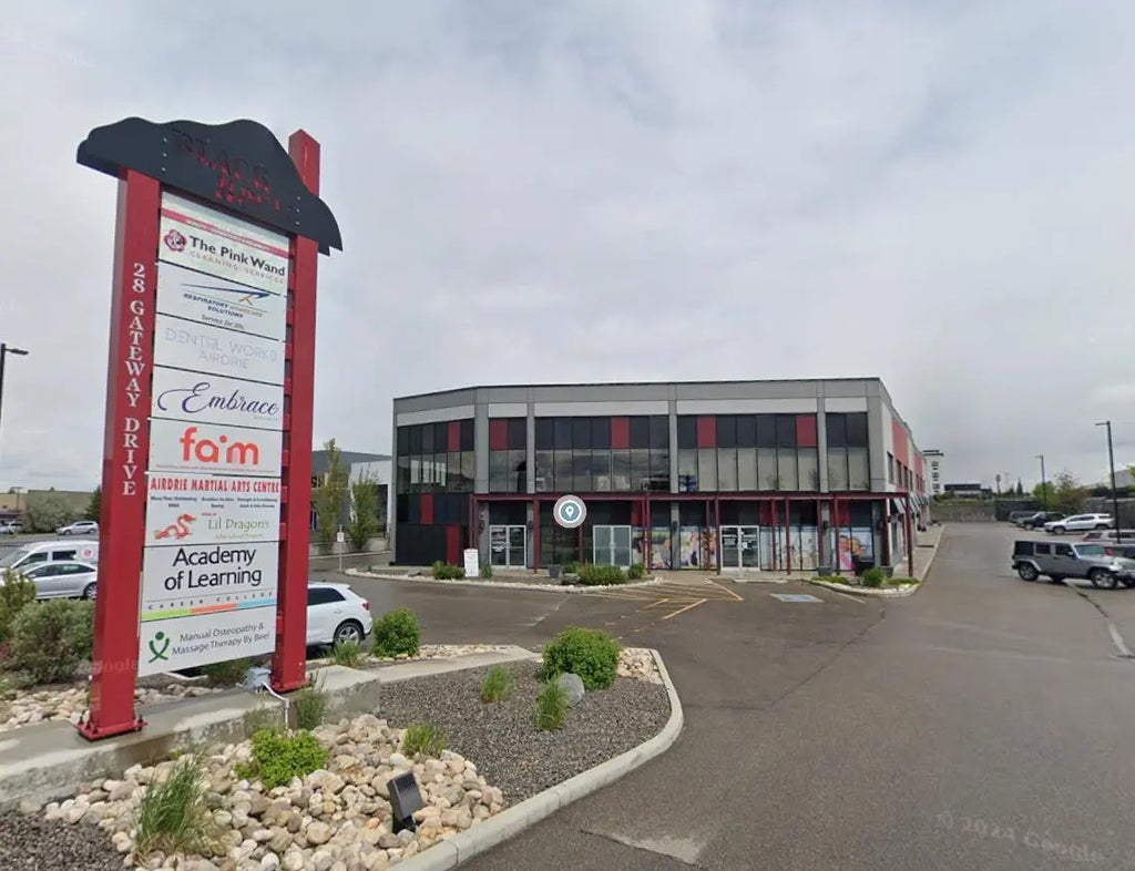 101, 28 Gateway Drive Ne, Airdrie