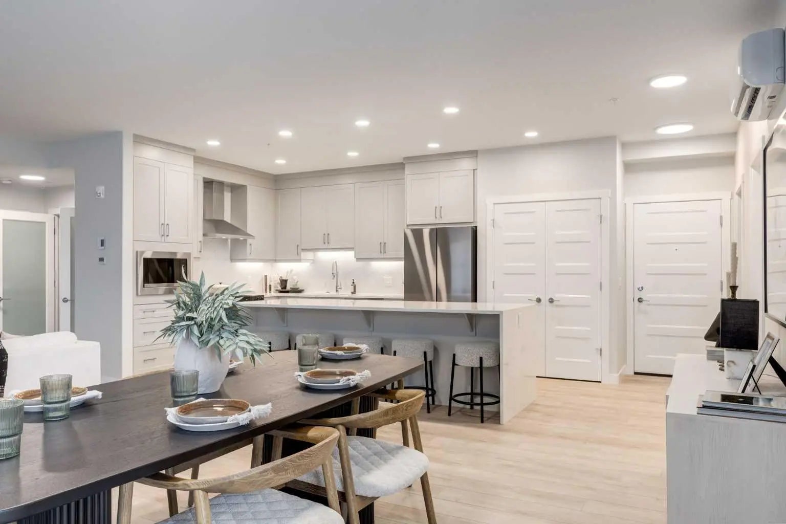 Photo of Listing #A2189412