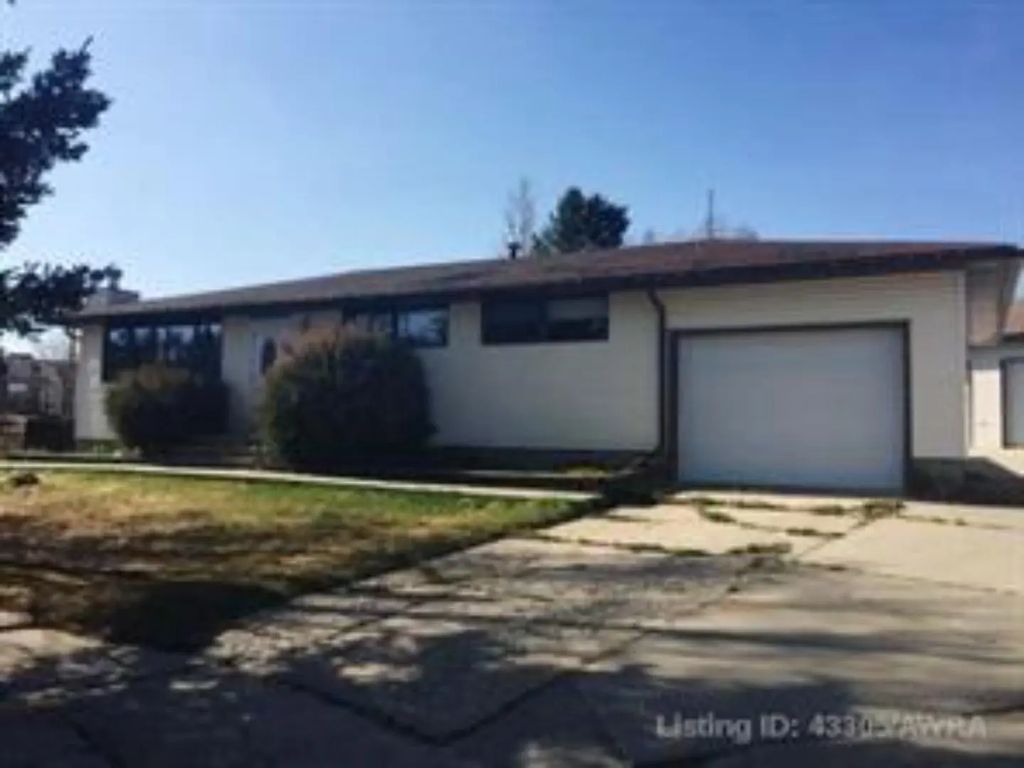 5412 Fir Crescent  , Swan Hills