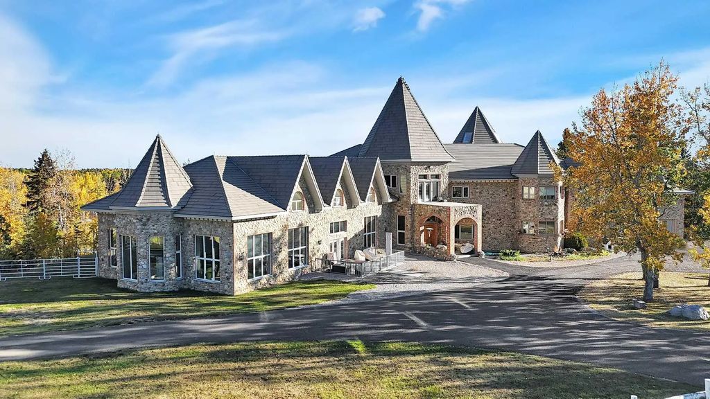 31027 Range Road 50  , Rural Mountain View County