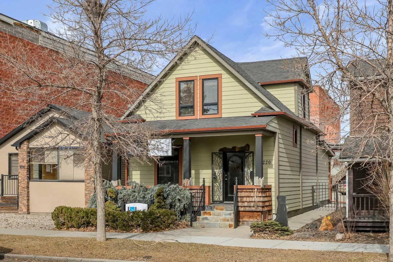 Photo of Listing #A2207477