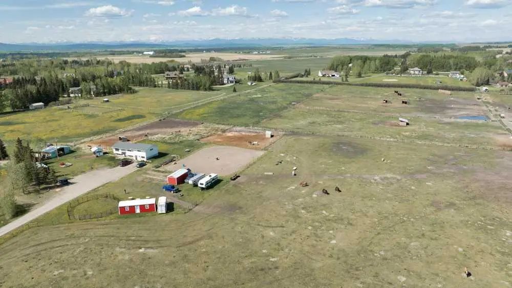 243201 Range Road 33  , Rural Rocky View County – Residential Detached Listing Photo 7