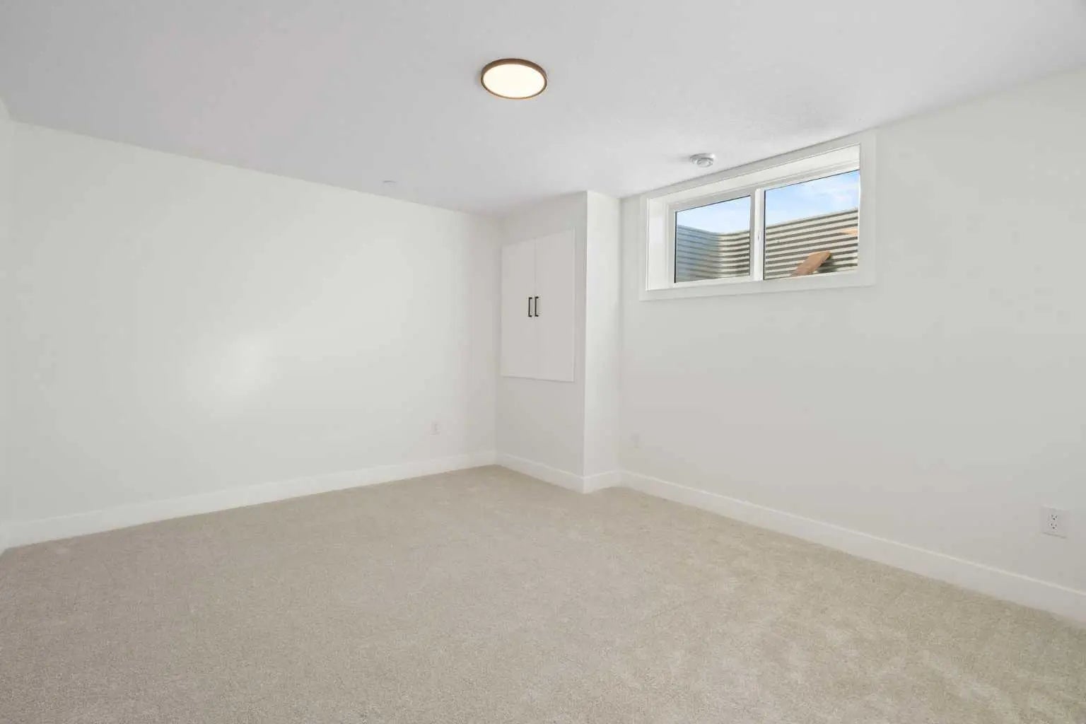 290 Muirfield Crescent , Lyalta – Residential Detached Listing Photo 35