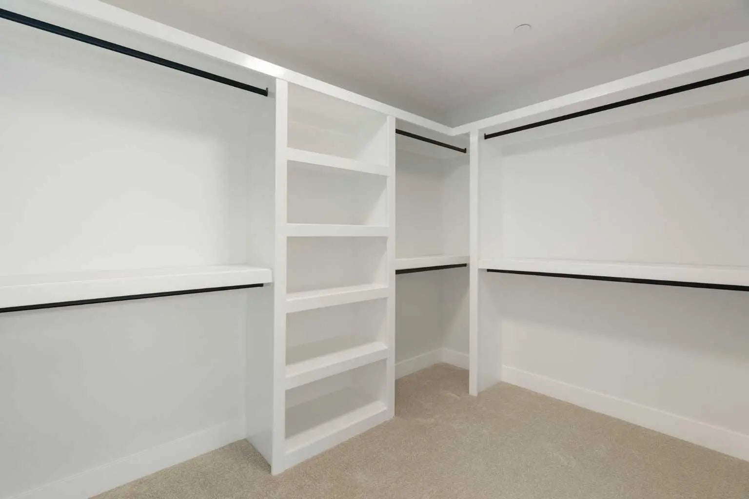 290 Muirfield Crescent , Lyalta – Residential Detached Listing Photo 36