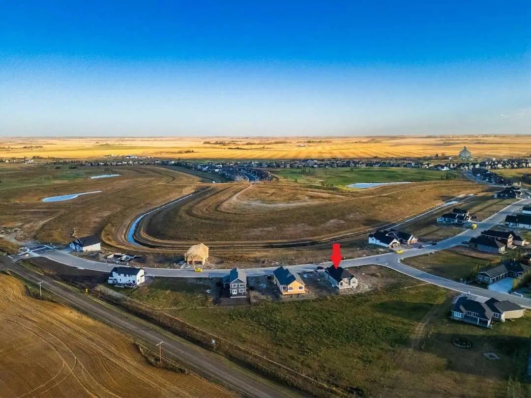 290 Muirfield Crescent , Lyalta – Residential Detached Listing Photo 4