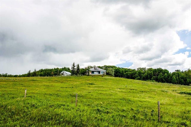 West 1/2 6-41-5-w4, Rural Provost No. 52, M.D. of